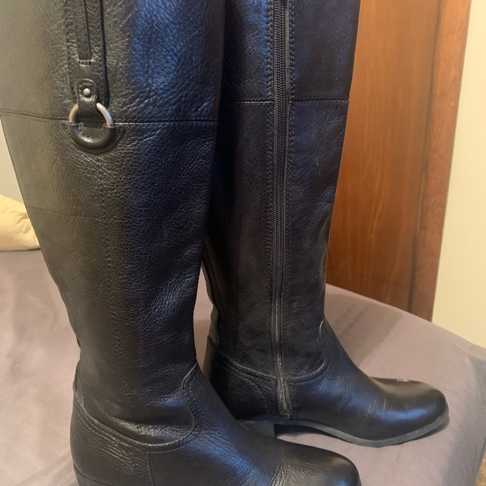 Black Leather Knee-High Boots